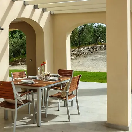 Apartment With Pool In Vinci Hills *