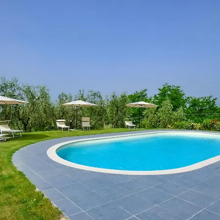With Pool In Vinci Hills Διαμέρισμα *